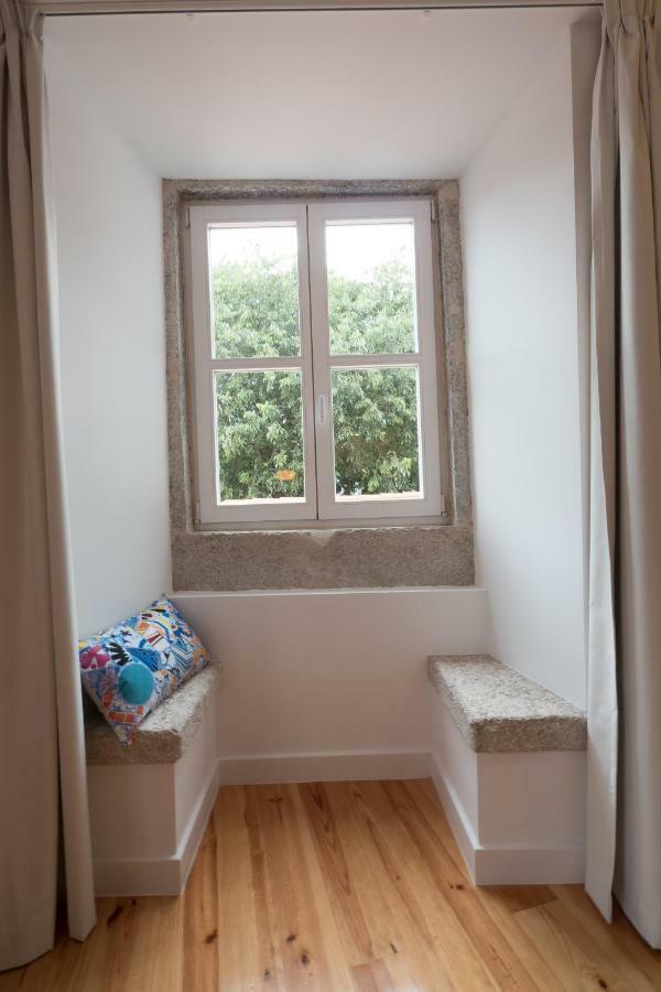 Sunshine House - Exclusive Apartment - Home By The Castle リスボン エクステリア 写真