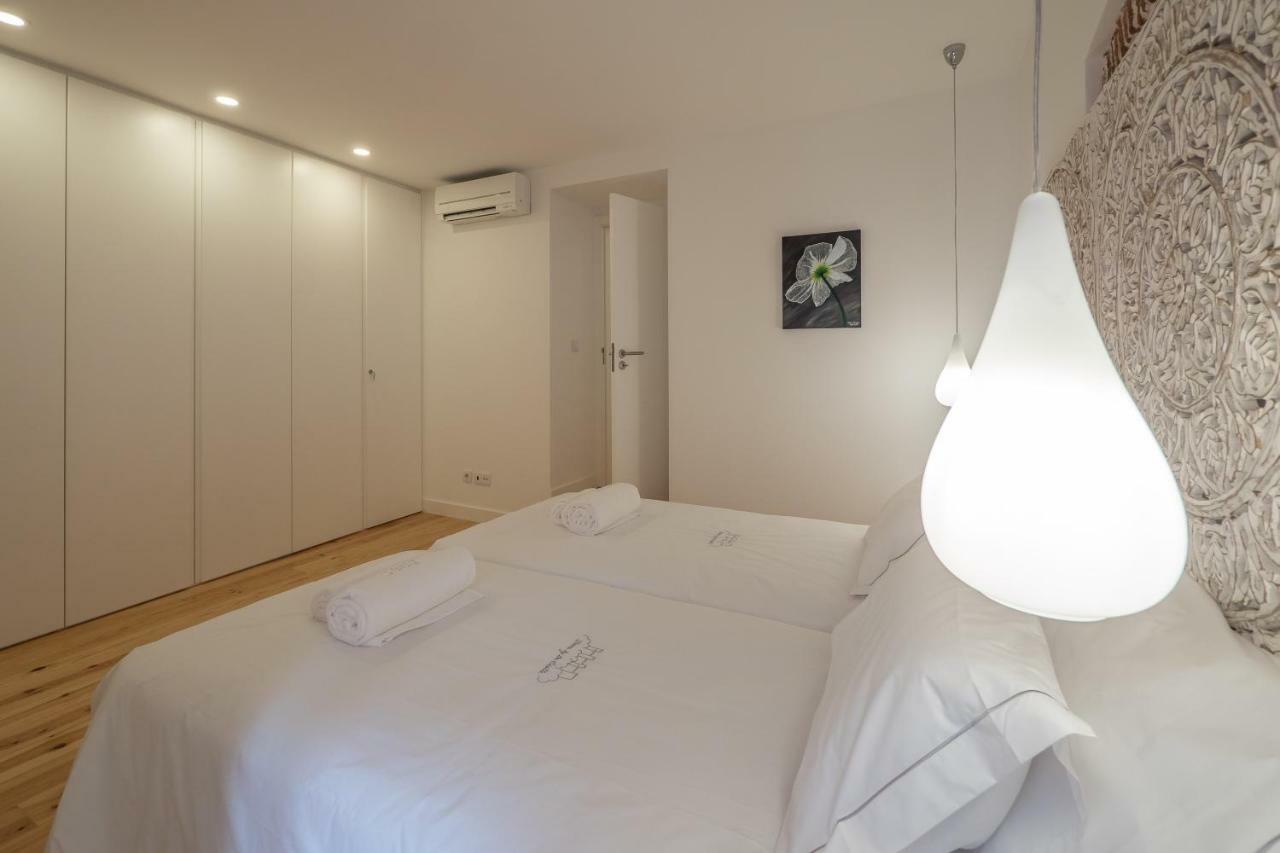 Sunshine House - Exclusive Apartment - Home By The Castle リスボン エクステリア 写真