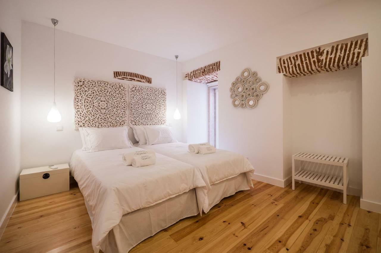 Sunshine House - Exclusive Apartment - Home By The Castle リスボン エクステリア 写真